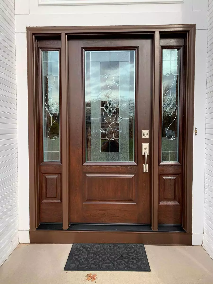 ProVia Signet Cherry Fiberglass Front Entry Door With Decorative Glass And Sidelites - SEVEN SUN - CT