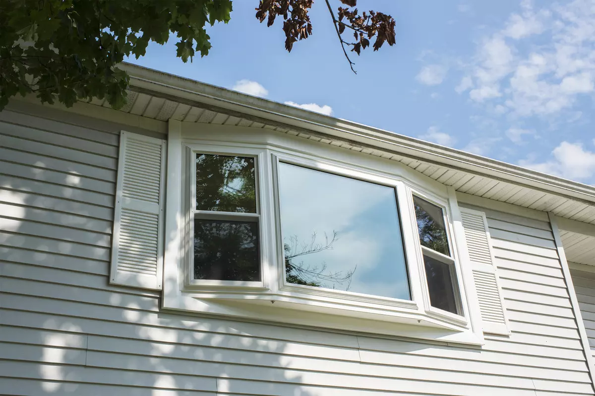 OKNA Enviro Star 800 Double Hung Picture Double Hung Bay Window Exterior View - SEVEN SUN CONNECTICUT