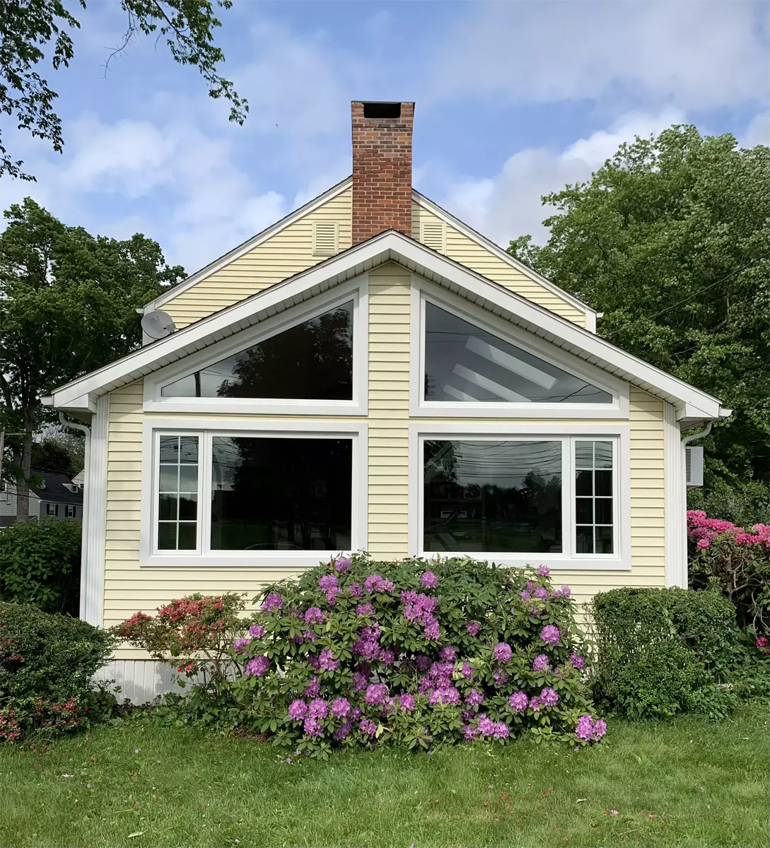 OKNA 700 Deluxe Casement with Picture Window White Color Colonial Grids Seven Sun CT
