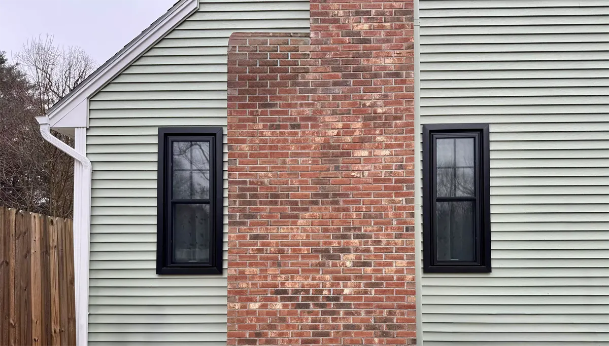 OKNA Enviro Star 800 Series Double-Hung in Nicol's Black Exterior Color and colonial grids Seven Sun-CT