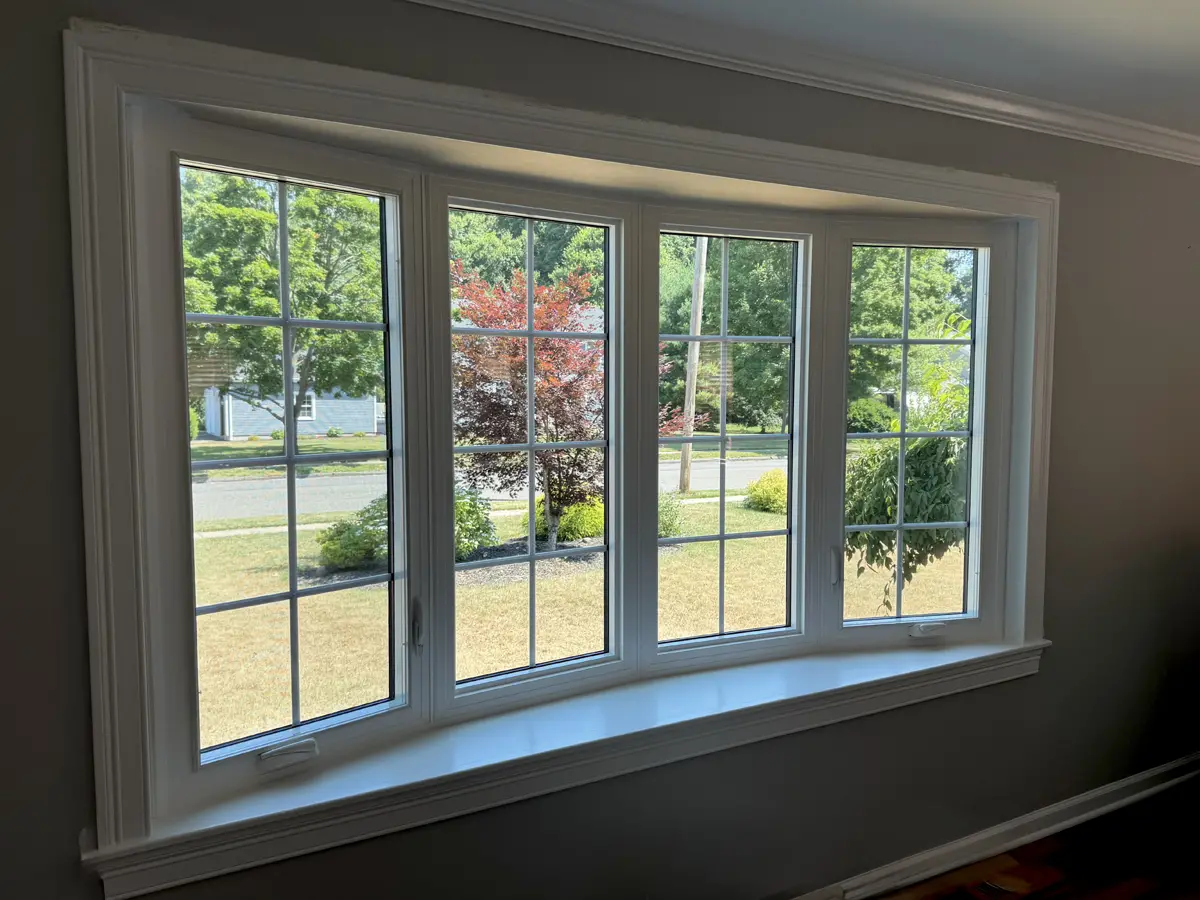 OKNA 4-Lite 700 DeLuxe Series_Casement_White Colo Window Seven Sun CT