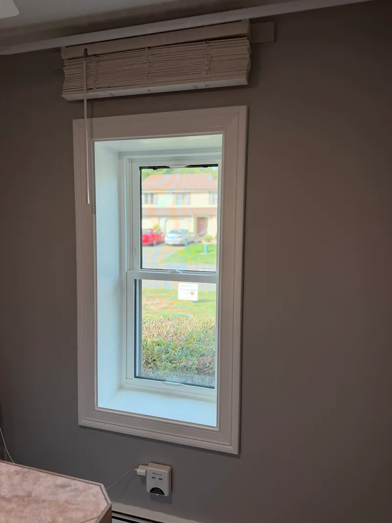 Bathroom window - double-hung window - Okna CT
