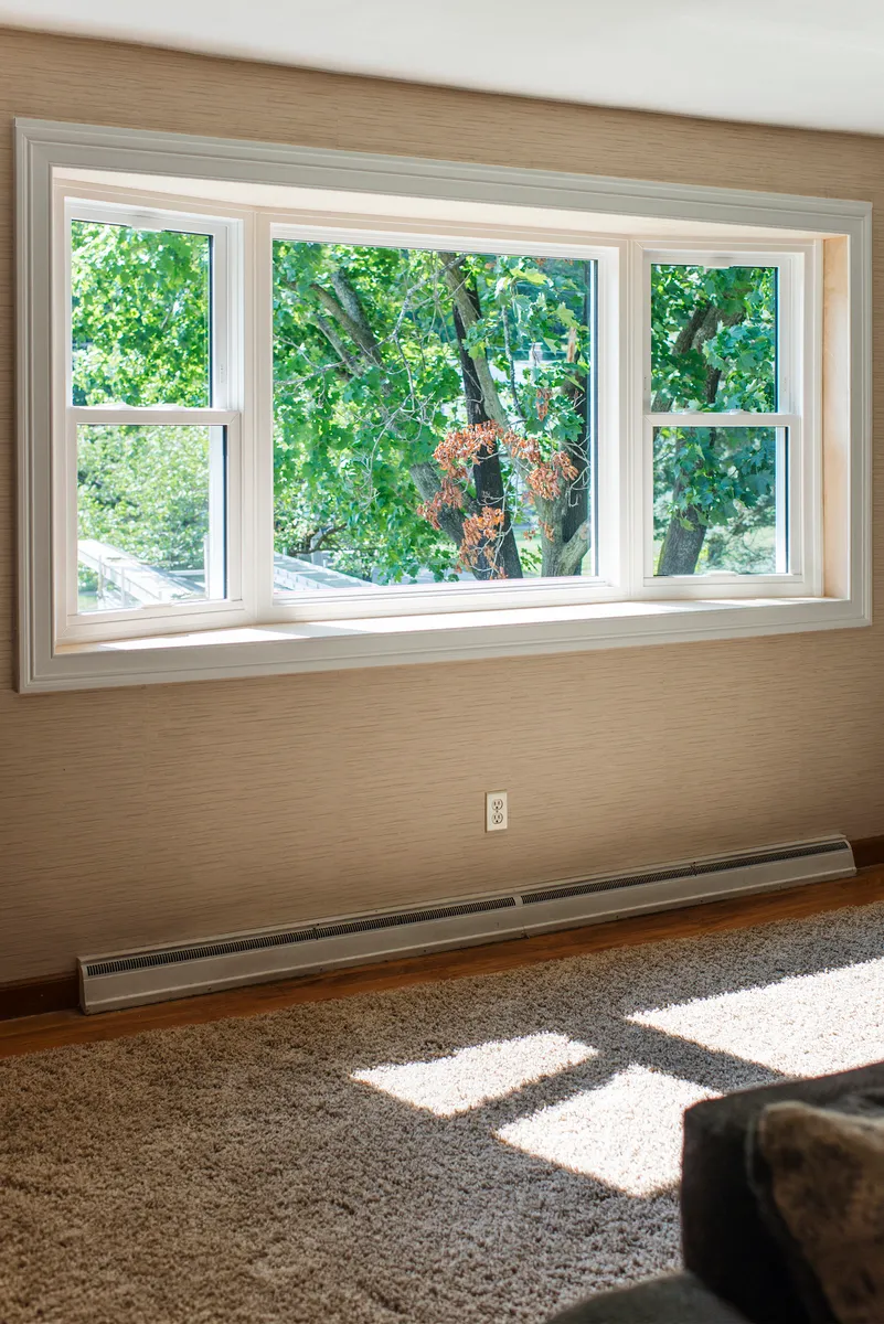 Living room window - bay window, grids CT